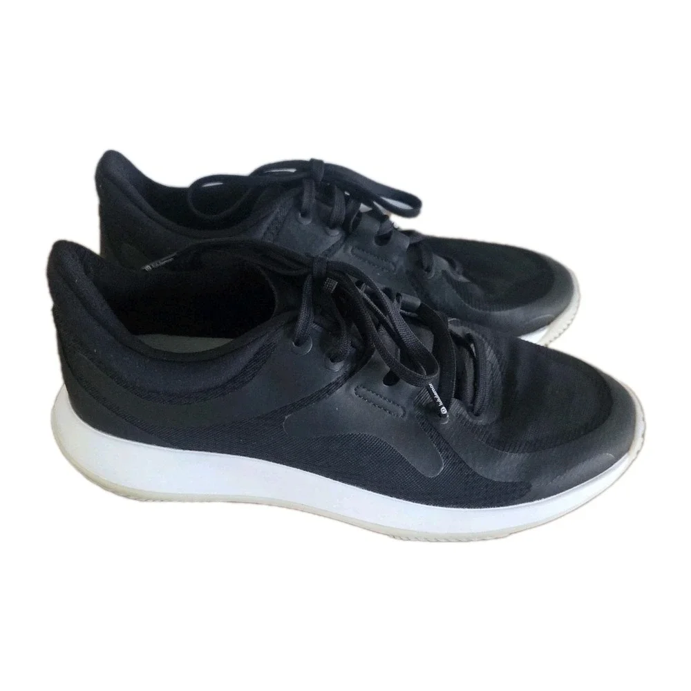 Lululemon Women's Strongfeel Training Walking Jogging Shoes - Black Size 8.5